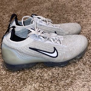 Nike vapormax 2021 kids size